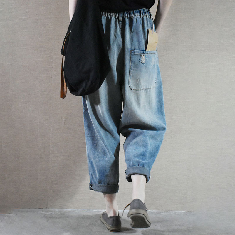 Baggy Fit Embroidered Mom Jeans Straight Legs Distressed Denim In Light