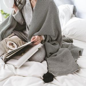 Modern blankets best sale and throws